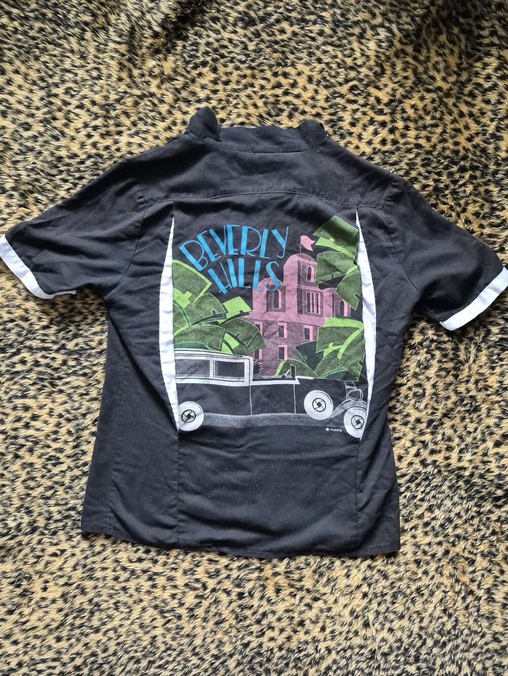 Vintage 80s/90s Tickets California Beverly Hills Short Sleeve Button Up Blouse